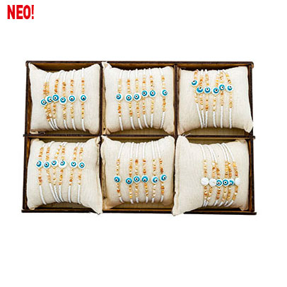 Βραχιόλια σε ξύλινη κασετίνα